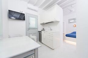 Melesios Mykonos Town Studios