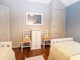 6 Coastal Cottages