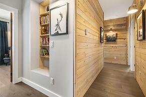 Chalet Monashee-brand New High End W/amazing Views