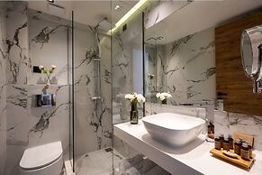 Emily's Luxury Suites