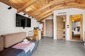 Emily's Luxury Suites