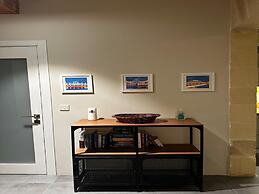 Heritage Living Apartment With Spectacular Views