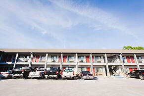 Palace Inn Baytown Spur TX-330