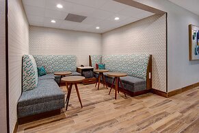 Hampton Inn & Suites Ontario Rancho Cucamonga