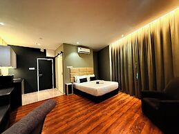Stirling Suites
