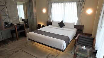 DE GLANCE HOTEL