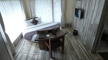 DE GLANCE HOTEL