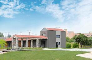 Comfort Suites and Rooms