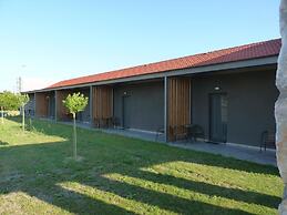 Comfort Suites and Rooms