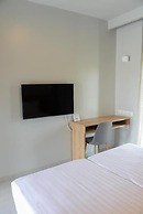 Comfort Suites and Rooms