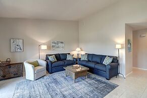 Dock Holiday 2 Bedroom Condo by Redawning