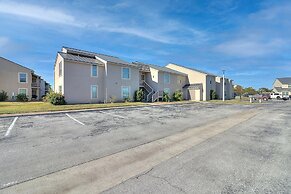 Dock Holiday 2 Bedroom Condo by Redawning