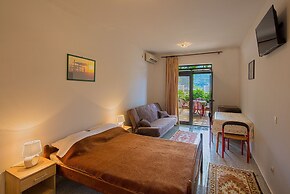 Madra rooms & apartments