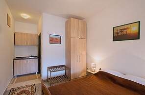 Madra rooms & apartments