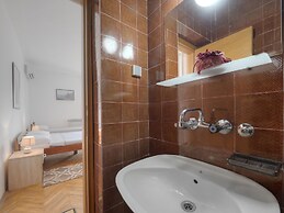 Madra rooms & apartments