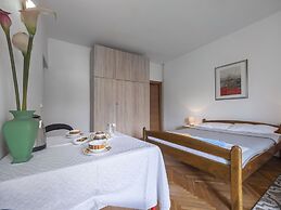 Madra rooms & apartments