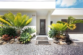 Mama Taras Luxury Villa