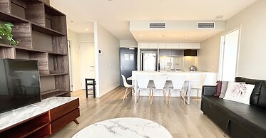 Readyset Apartments Stadium South