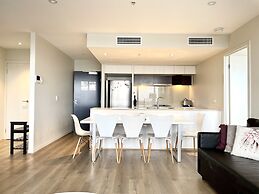 Readyset Apartments Stadium South