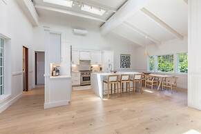 Camp Alealea 6 Bedroom Home by RedAwning