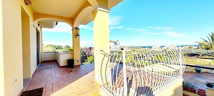 Villa a Stones Throw From the sea