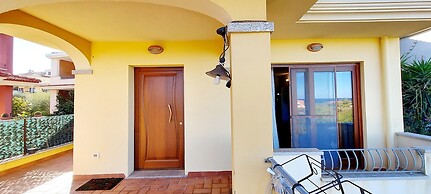 Villa a Stones Throw From the sea