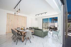 4 Bedroom Villa With Privaet Pool in the Center Protaras Vie Bleu Vill