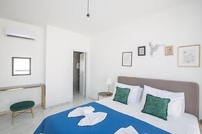 4 Bedroom Villa With Privaet Pool in the Center Protaras Vie Bleu Vill
