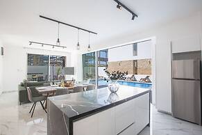 4 Bedroom Villa With Privaet Pool in the Center Protaras Vie Bleu Vill