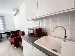 One bed Room Apartment Paradise Beach Front in Nice Residence