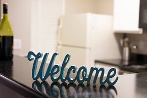 Entire Cozy Nest Minutes From Dulles Airport