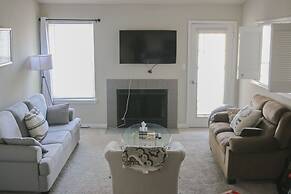 Entire Cozy Nest Minutes From Dulles Airport