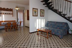 Comfortable Villa for up to 6 Guests by Beahost Rentals