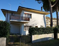 Comfortable Villa for up to 6 Guests by Beahost Rentals