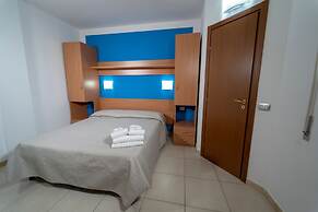 Ferienwohnung Ulivo mit Pool und Privatstrand