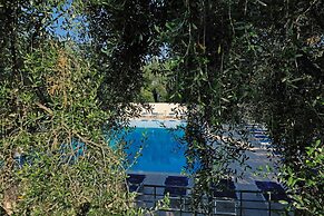 Ferienwohnung Ulivo mit Pool und Privatstrand