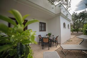 Ferienwohnung Ulivo mit Pool und Privatstrand