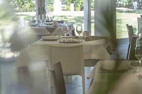 Ferienwohnung Ulivo mit Pool und Privatstrand