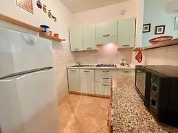Cozy Apartment With Seaview for 5