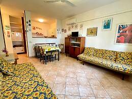 Cozy Apartment With Seaview for 5