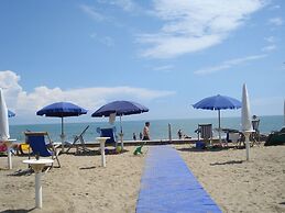 Nice Apartment for 6 People on the sea by Beahost Rentals