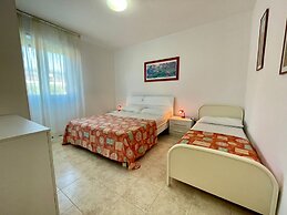 Enchanting Seaview Apartment - Beahost