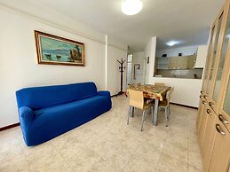 Enchanting Seaview Apartment - Beahost
