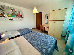 Seaview Flat Just 70m From the sea