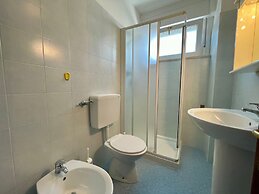 Seaview Flat Just 70m From the sea