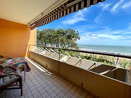 Gorgeous Seaview Apartment - Beahost Rentals