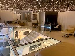 Designer Property Laid out Over 2 Floors In the Most Elegant Area Of R