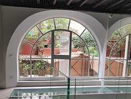 Designer Property Laid out Over 2 Floors In the Most Elegant Area Of R