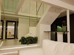 Designer Property Laid out Over 2 Floors In the Most Elegant Area Of R