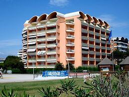 Lovely Seaview Flat for 5 Guests-beahost Rentals